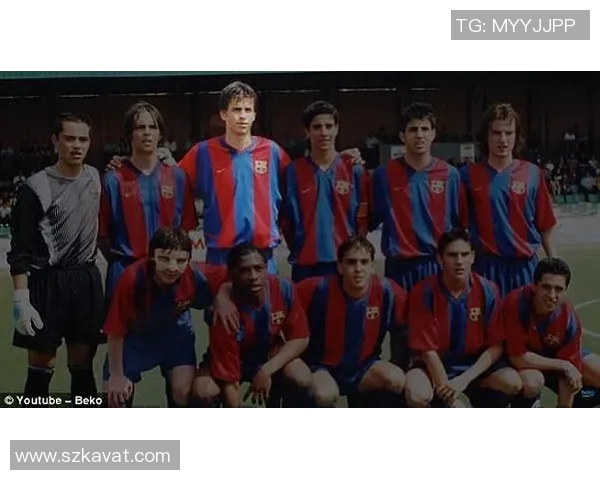 从青涩少年到足球巨星的蜕变之路与成长故事