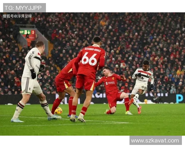 足球明星进球瞬间的激情与荣耀展现足球魅力的完美时刻